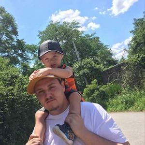 Meet your Posher, Geno