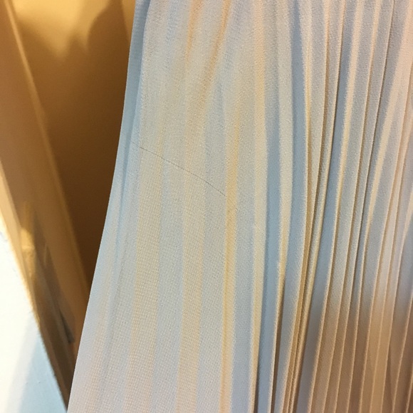 ✔️SOLD✔️Azazie Lindsay Dress in Silver Gray - Picture 4 of 7