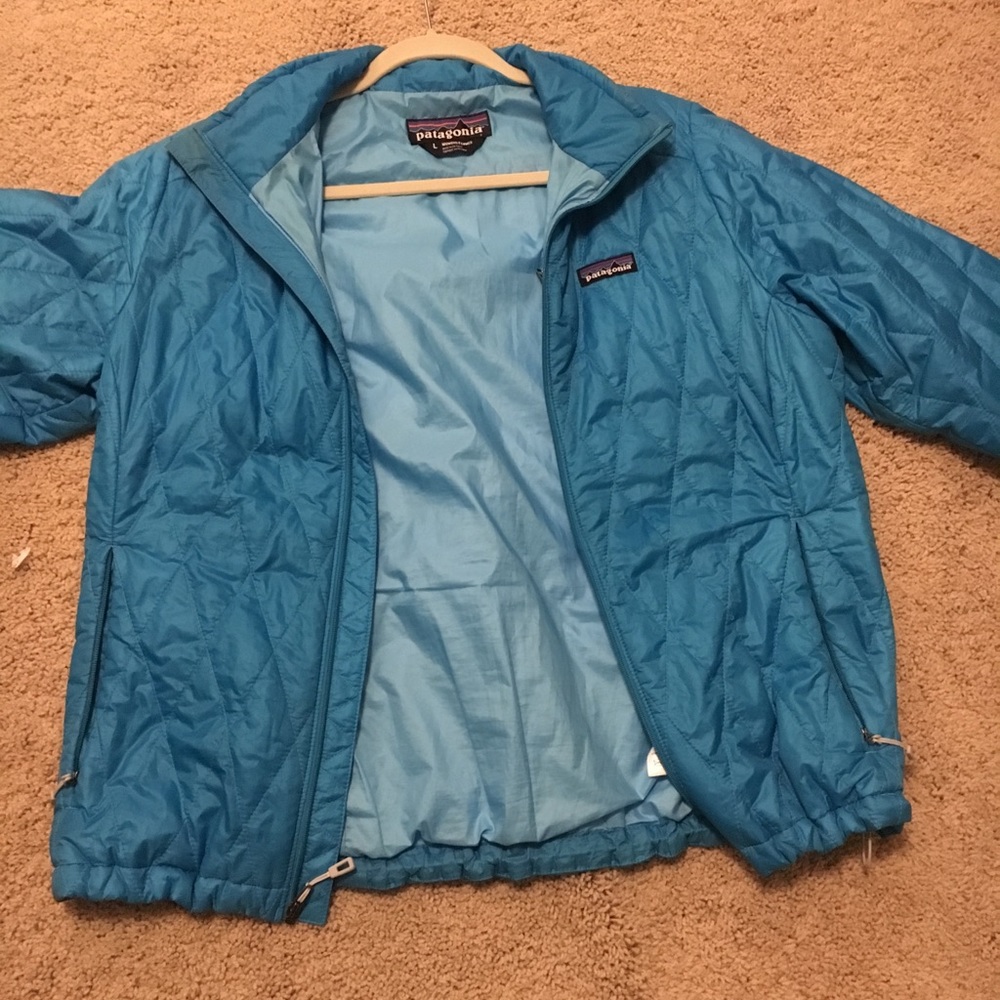 Women’s large nanopuff Patagonia jacket
