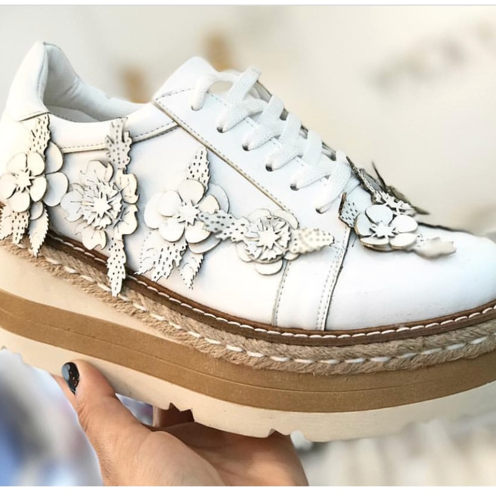Unique Seniorah Shoes Flower