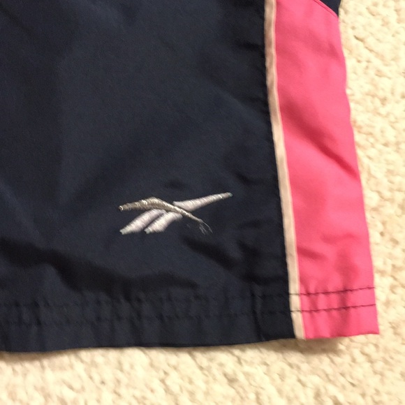 💝Like NEW Reebok windpants💝 - Picture 2 of 5