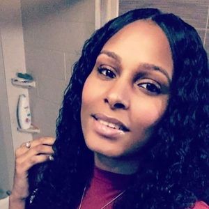 Meet your Posher, Mae