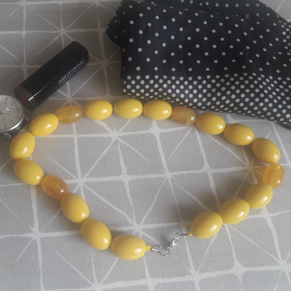 Sunny bright Chunky beads necklace