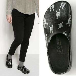 super birki black skull