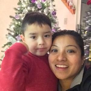 Meet your Posher, Dominga