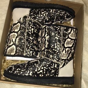 Snake Uggs- Limited Edition worn twice!