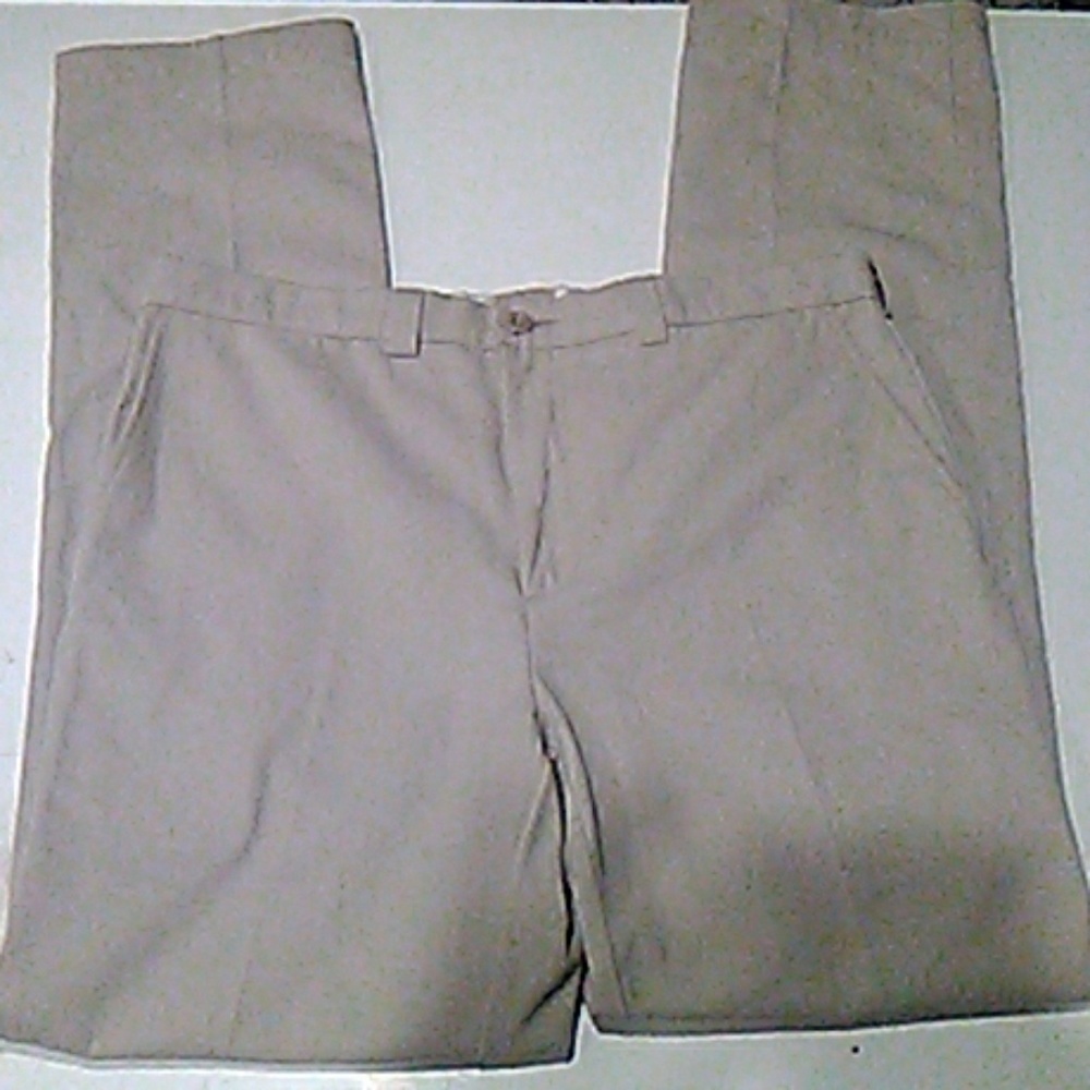 Makaha Shorts Khaki Pants