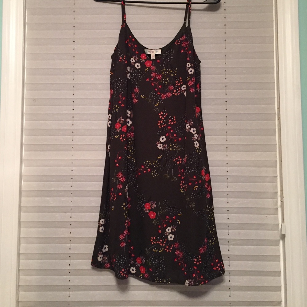Sleeveless Floral Slip Dress NWT