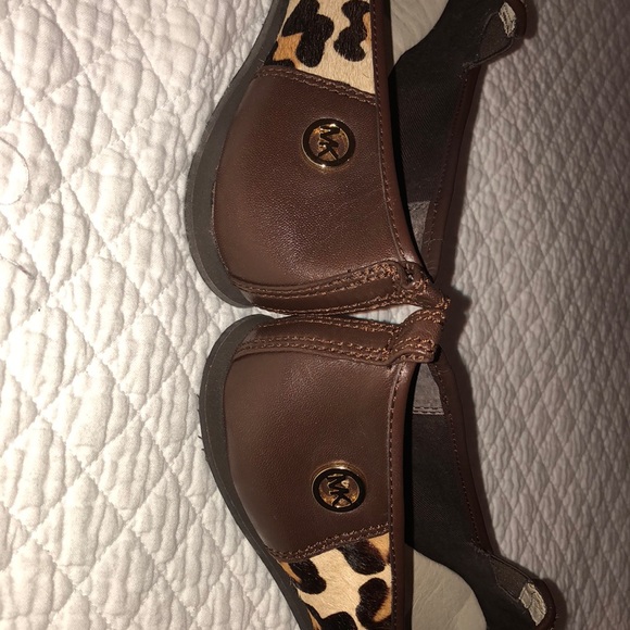 Cheetah print Michael Kors flats. Never used. - Picture 3 of 4