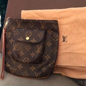 Authentic Louis Vuitton Partition Wristlet