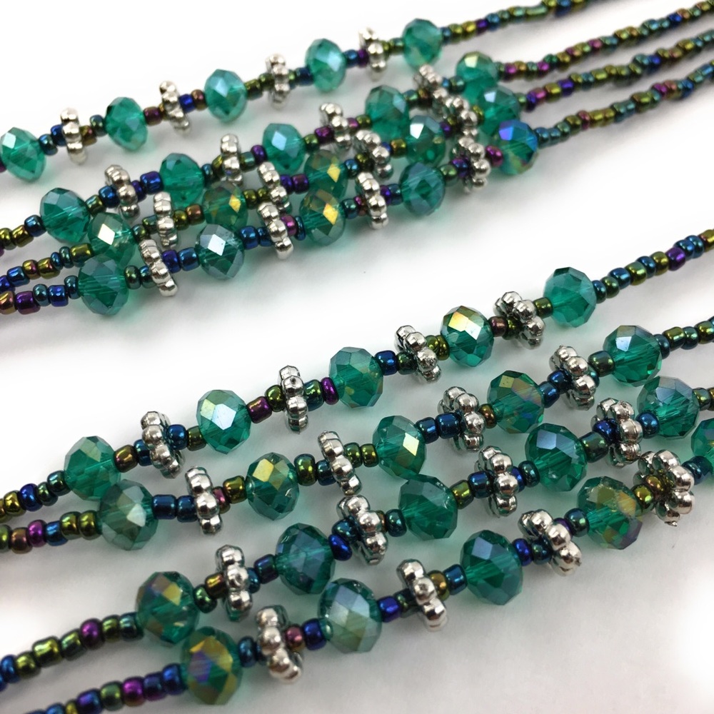 Iridescent long layer necklace and earrings set - Picture 4 of 6