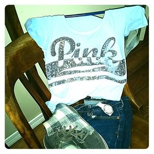 Pink tshirt