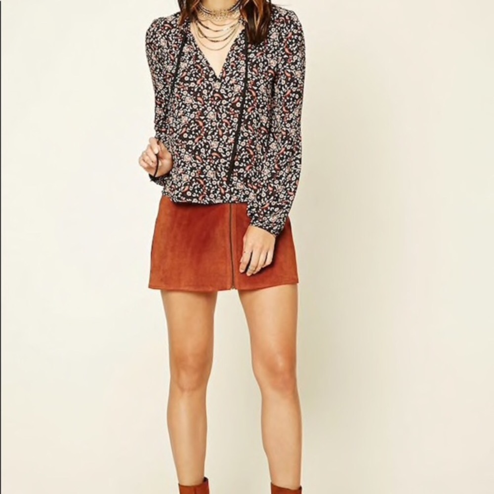 ❌SOLD❌Floral Boho Blouse - Picture 2 of 8