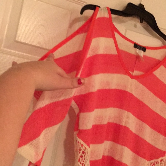 Striped Off the Shoulder Shirt - Picture 4 of 7