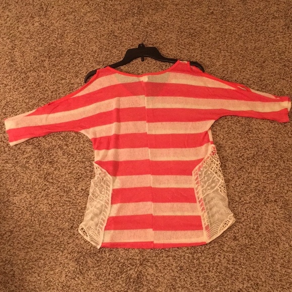 Striped Off the Shoulder Shirt - Picture 6 of 7