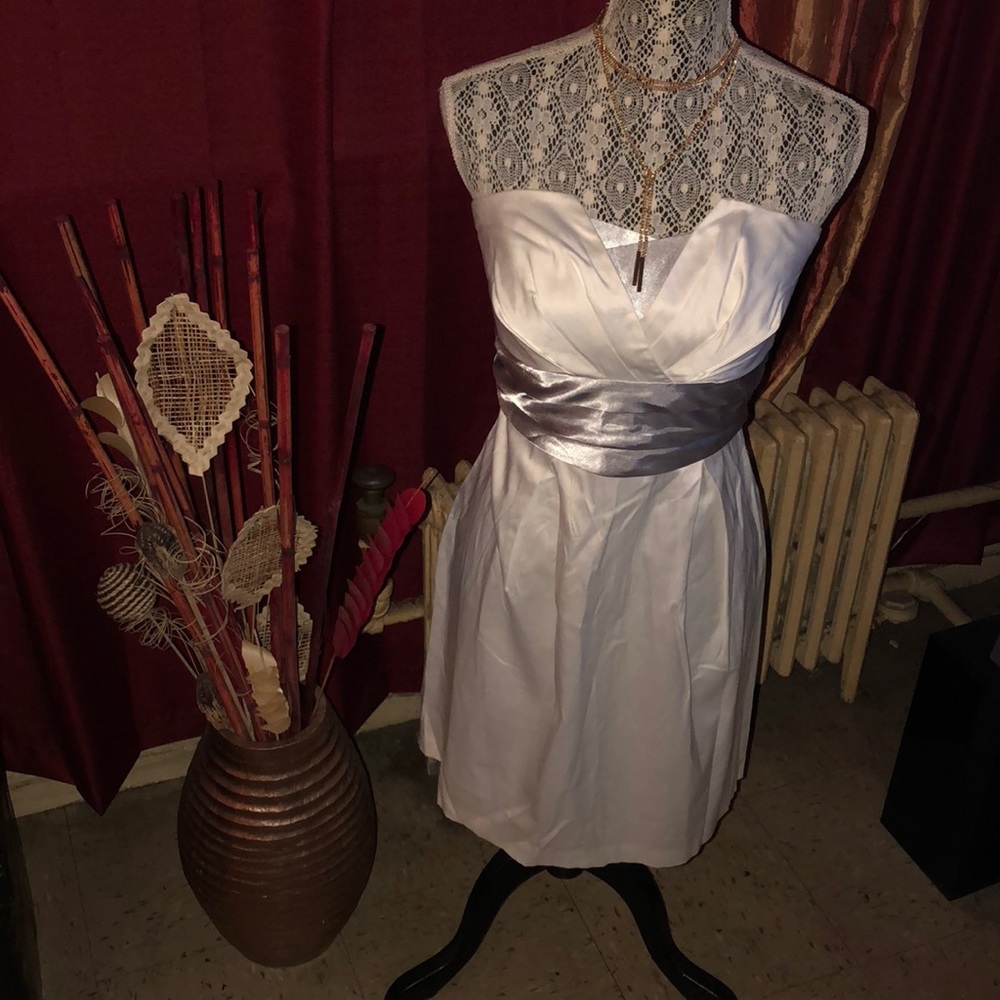 White strapless dress size 11