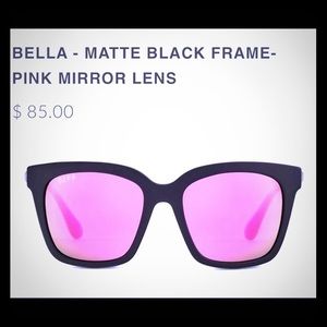 NWT GORGEOUS DIFF BELLA SUNGLASSES!