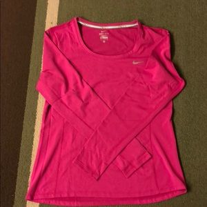 Like new Nike dri-fit long sleeve top. Sz M