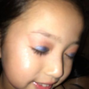 Meet your Posher, Kira