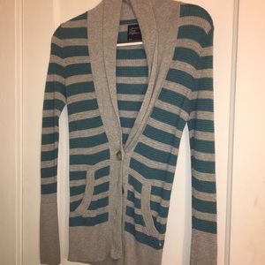 American Eagle Outfitters Cardigan