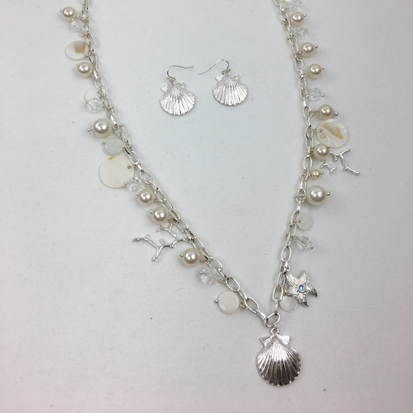 Beach clam sea shell necklace earrings - Picture 1 of 4