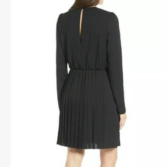 NWT Leith Pleated Long Sleeve Dress - Picture 2 of 8