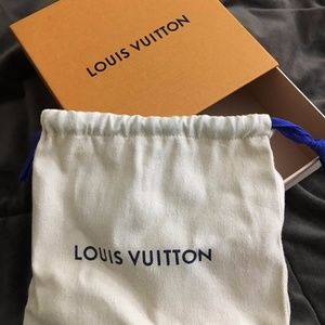 Louis Vuitton Belt Box (Real)
