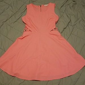Adorable dress!