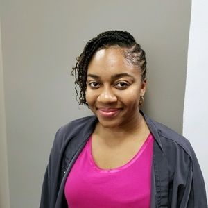 Meet your Posher, Denise