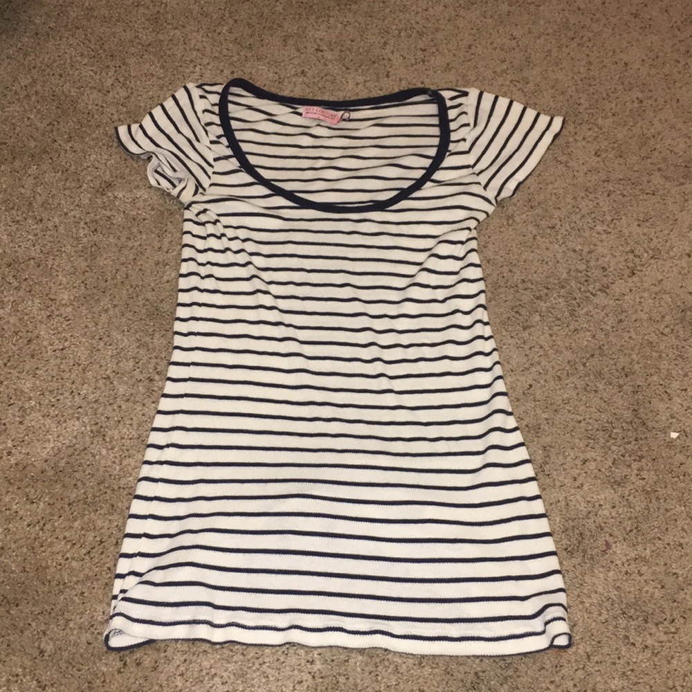 Juicy Couture Ribbed White and Blue Tee