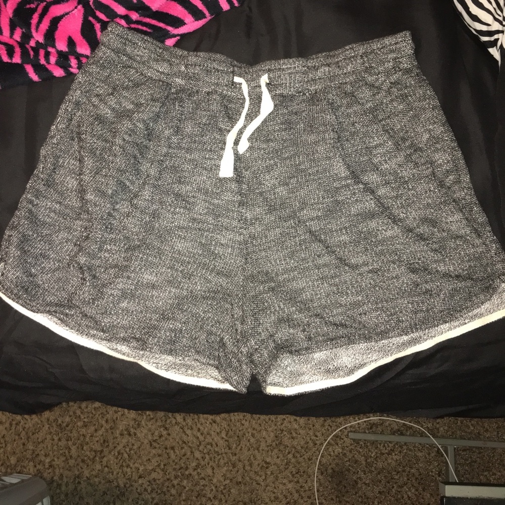 H&M COTTON SHORTS