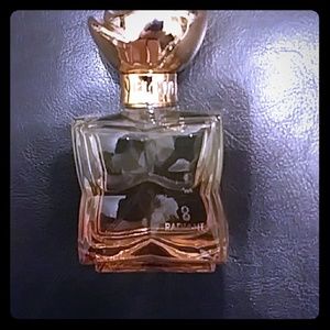 Drew Barrymore Flower Radiance