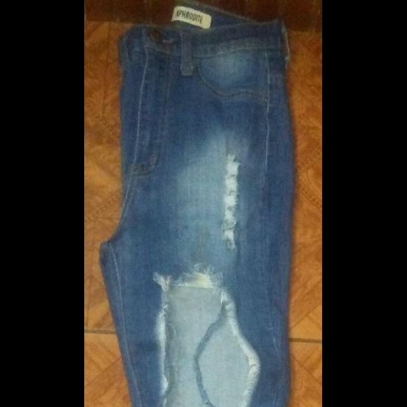 Fashion Nova “Serena” Distressed High Waisted Jean - Picture 5 of 5