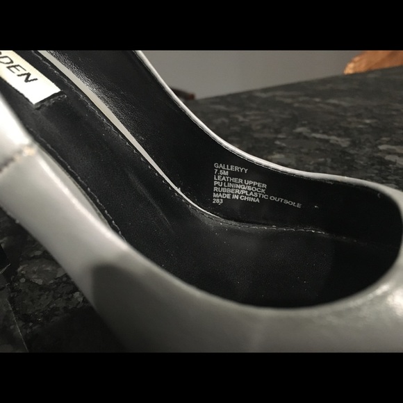 Steve Madden gray Heel 7.5 - Picture 4 of 7