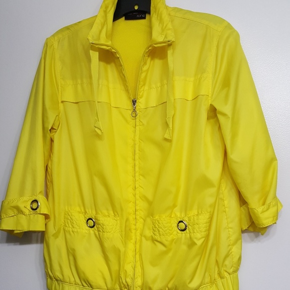 Yellow Jacket - Picture 1 of 4