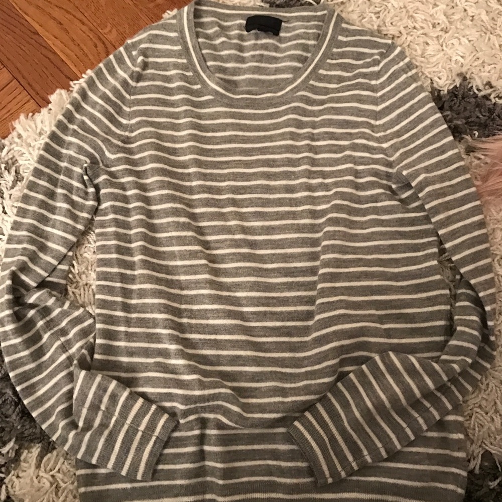 100% cashmere sweater