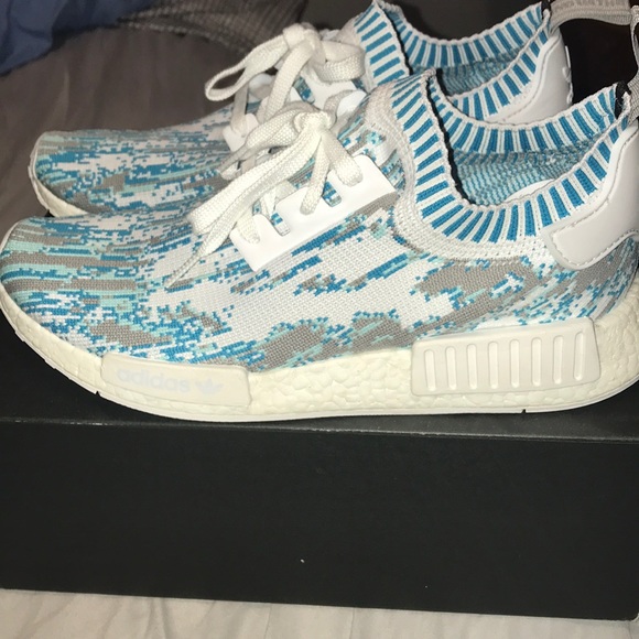 Nmd datamosh size 10 - Picture 1 of 3