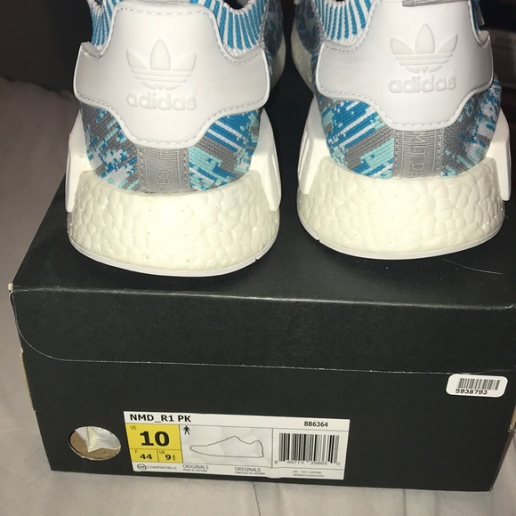 Nmd datamosh size 10 - Picture 2 of 3