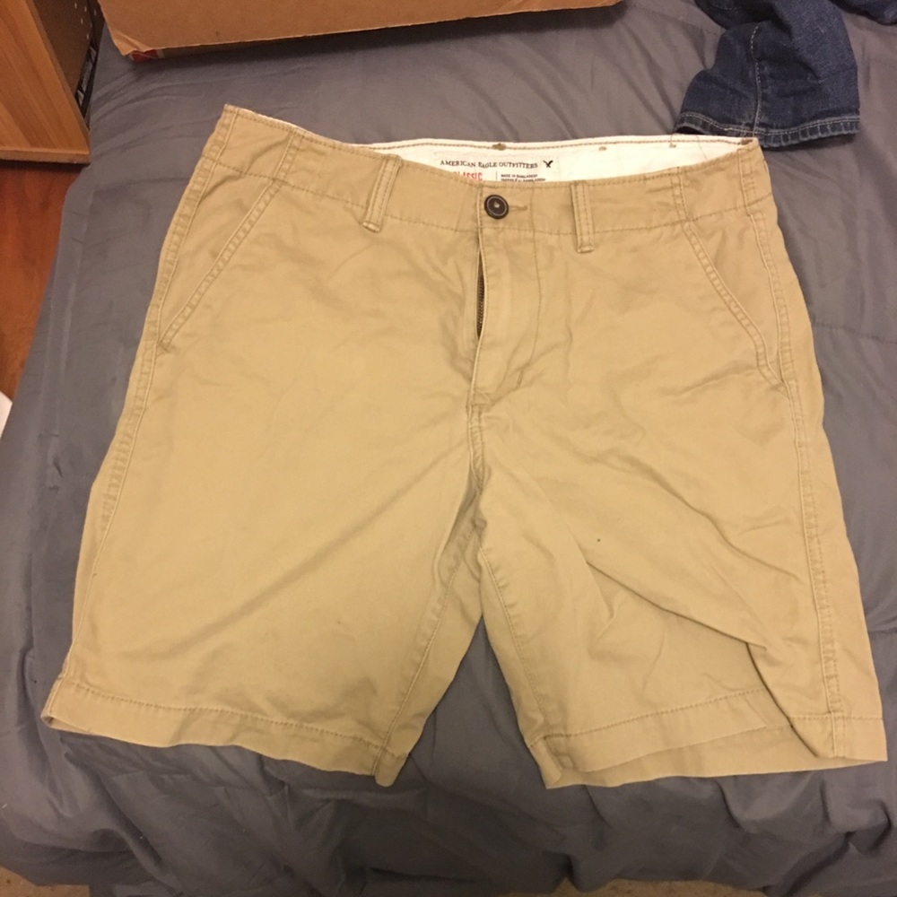Classic length shorts