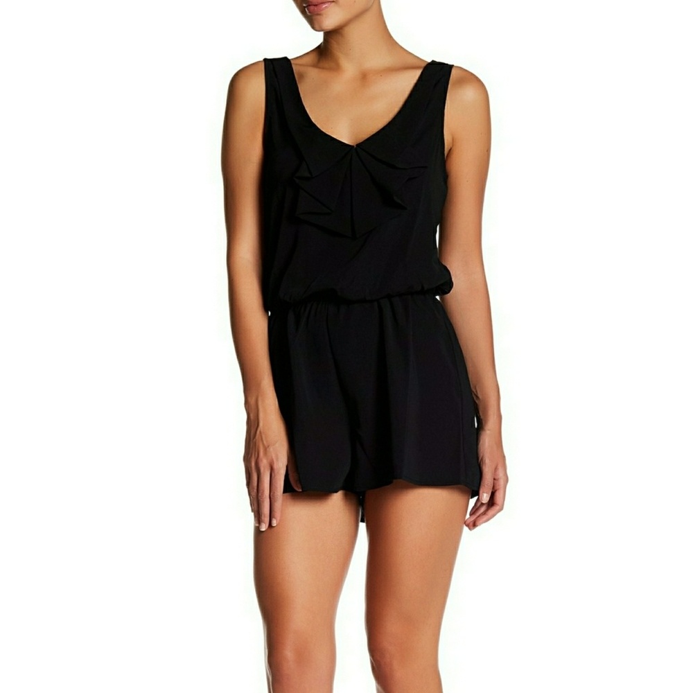 NWT Bebop Sleeveless Bow Collar Romper