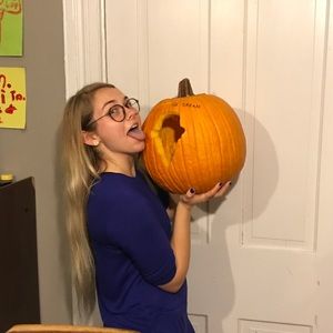 Meet your Posher, Maddy