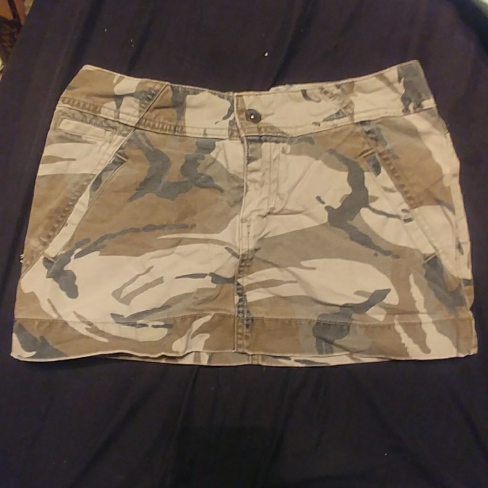 Camo skirt