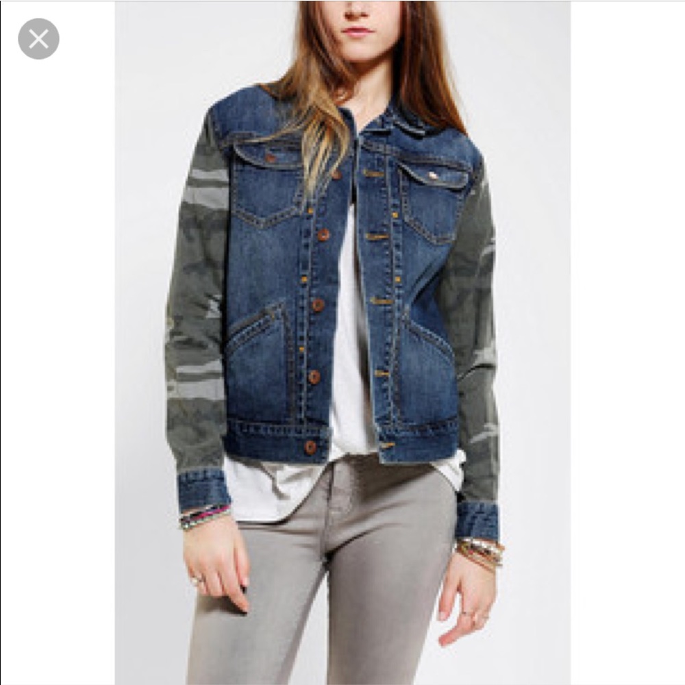 BDG Camo Pieced Jacket