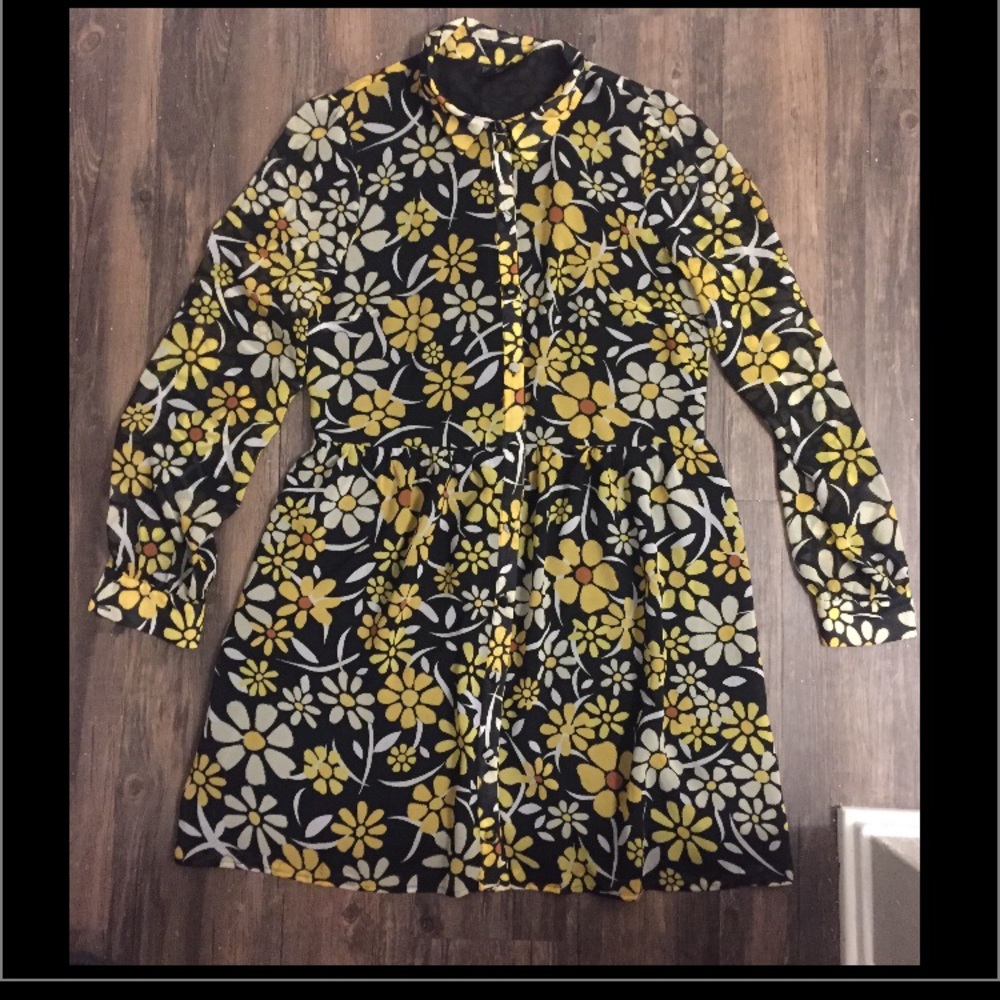 TopShop Yellow daisy shirt dress