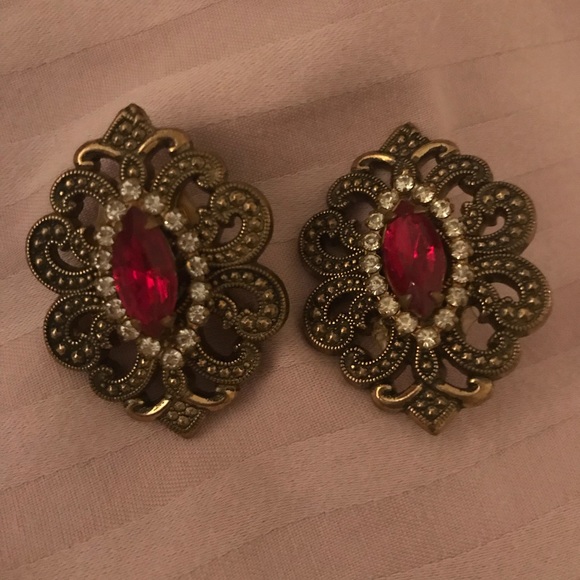 Fabulous ruby & crystal gold pierced large marquis earrings Vintage - Picture 5 of 5