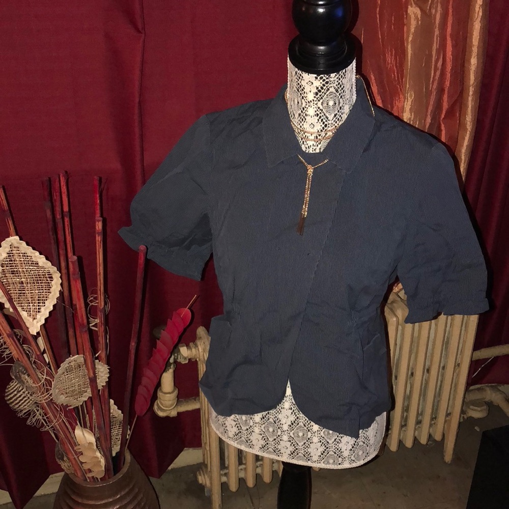Short Sleeved Blazer Navy Blue Pin Stripe Size 10
