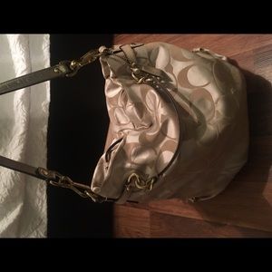 Authentic Coach Purse Pearl