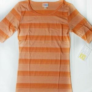 Lularoe Gigi fitted top