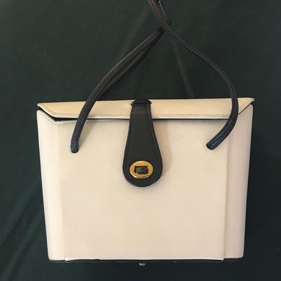 Handbags - 1960’s Black and White Mod Twiggy Handbag