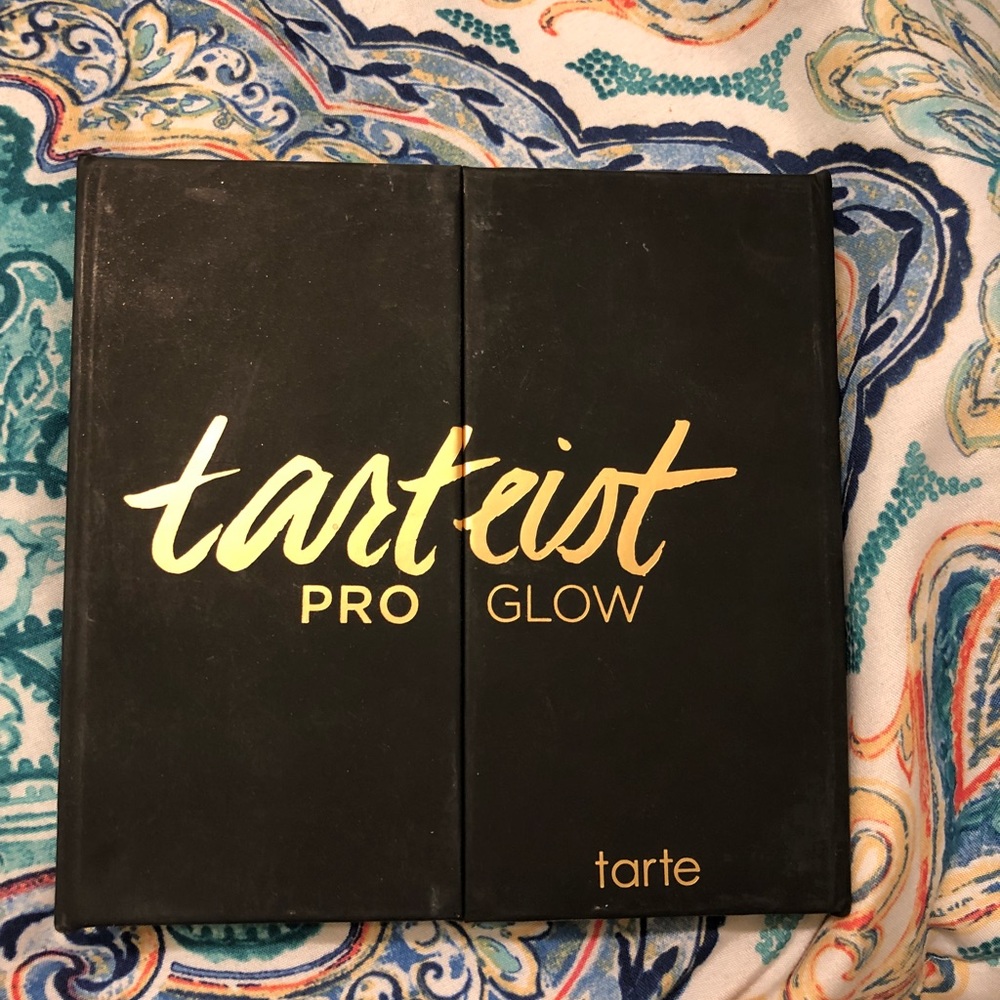 Tarte pro glow contour kit